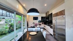 Ocean Drive (D4), Detached #588875101